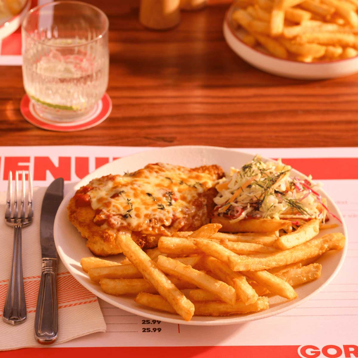 Edgell® Edgell Thunder Crunch™ 9mm chips, In Use Edgell® Edgell Thunder Crunch™ 9mm chips, In Use