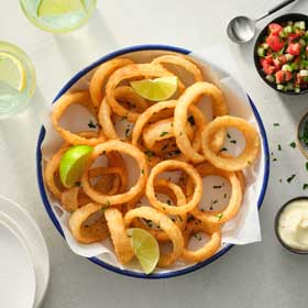 Edgell® Hand-Cut Battered Onion Rings, In Use